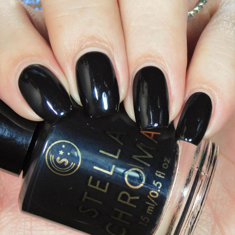 New Moon-Nail Polish-STELLA CHROMA