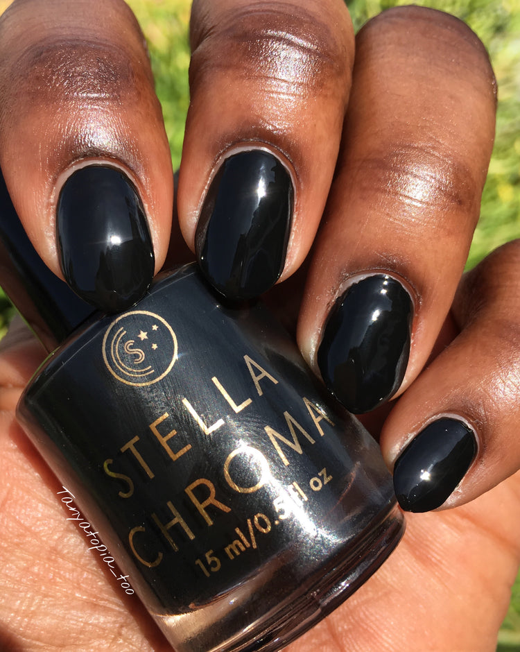 New Moon-Nail Polish-STELLA CHROMA